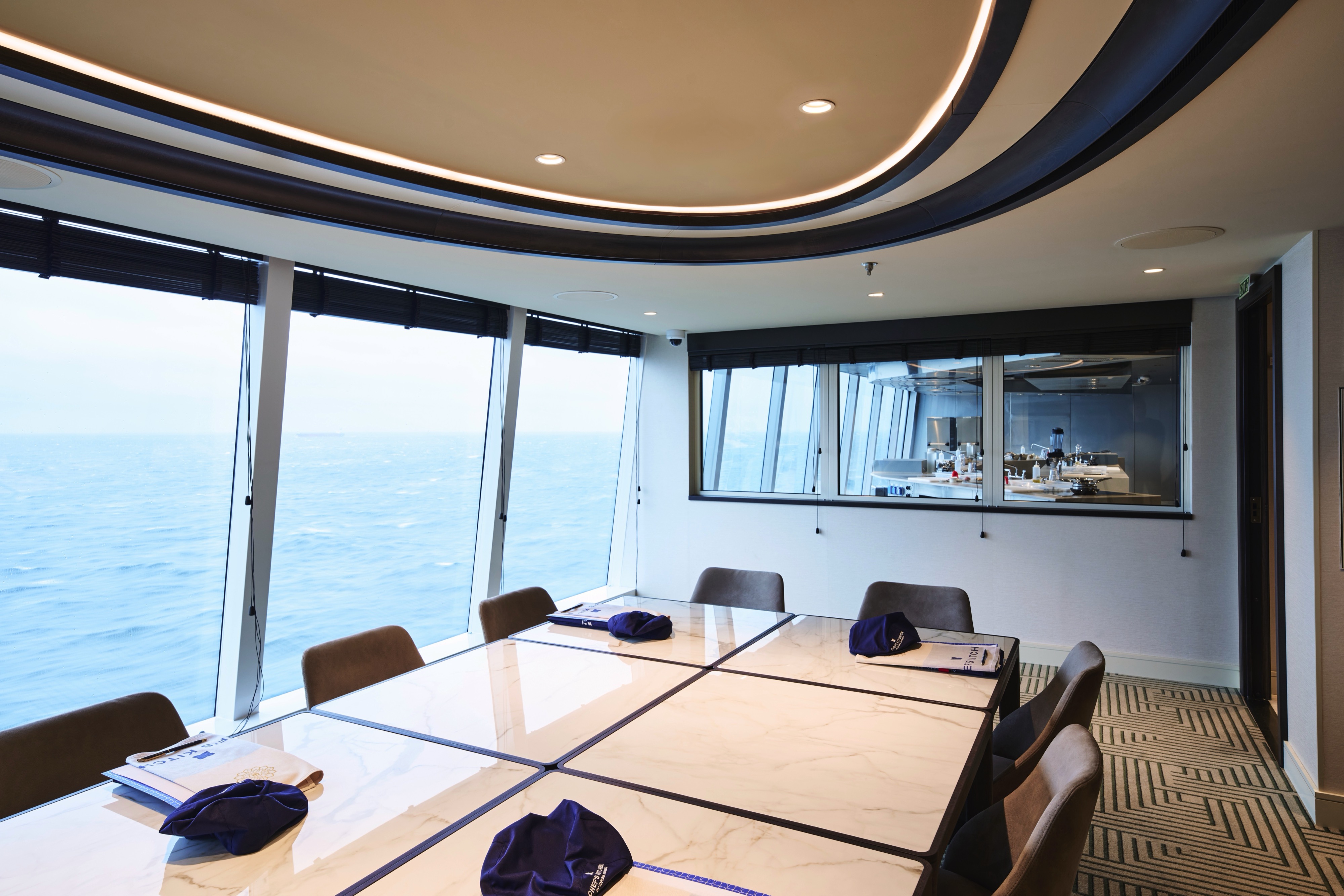 EXPLORA I - Chef's Kitchen